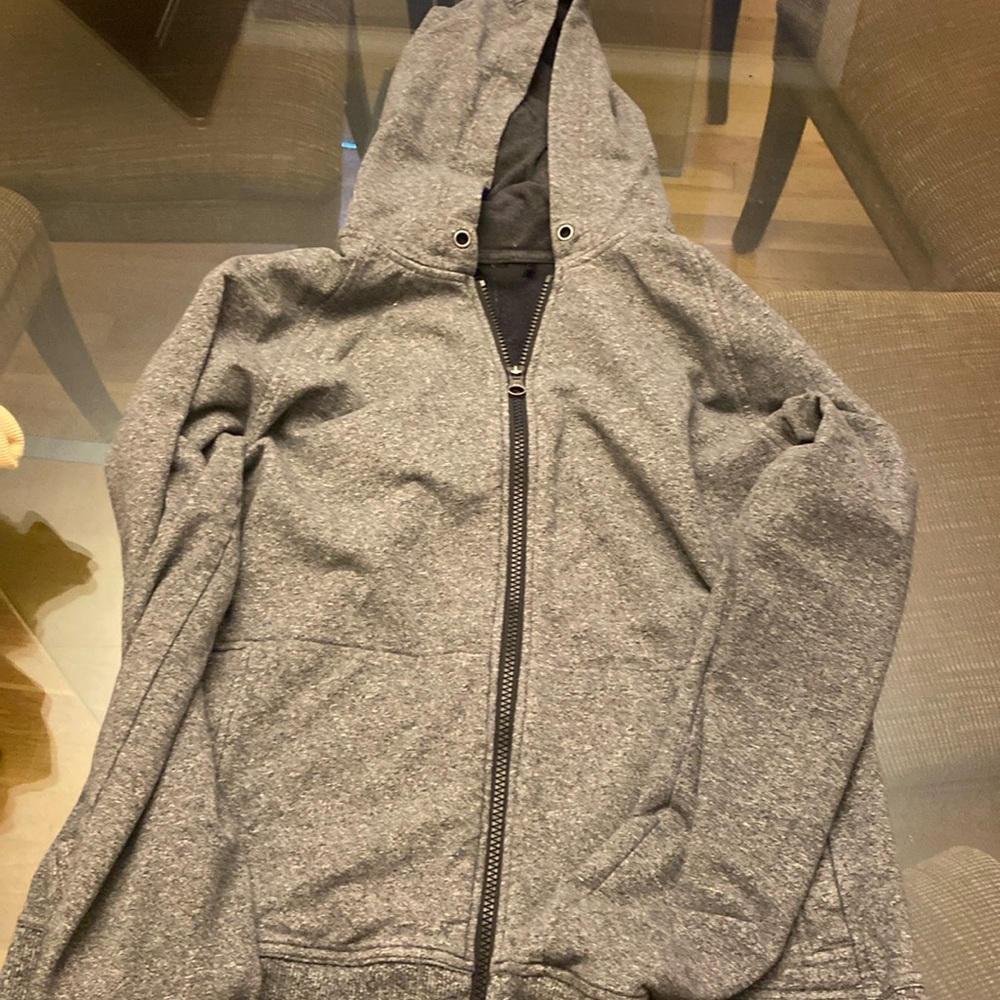 Lululemon Scuba Zip up with no strings